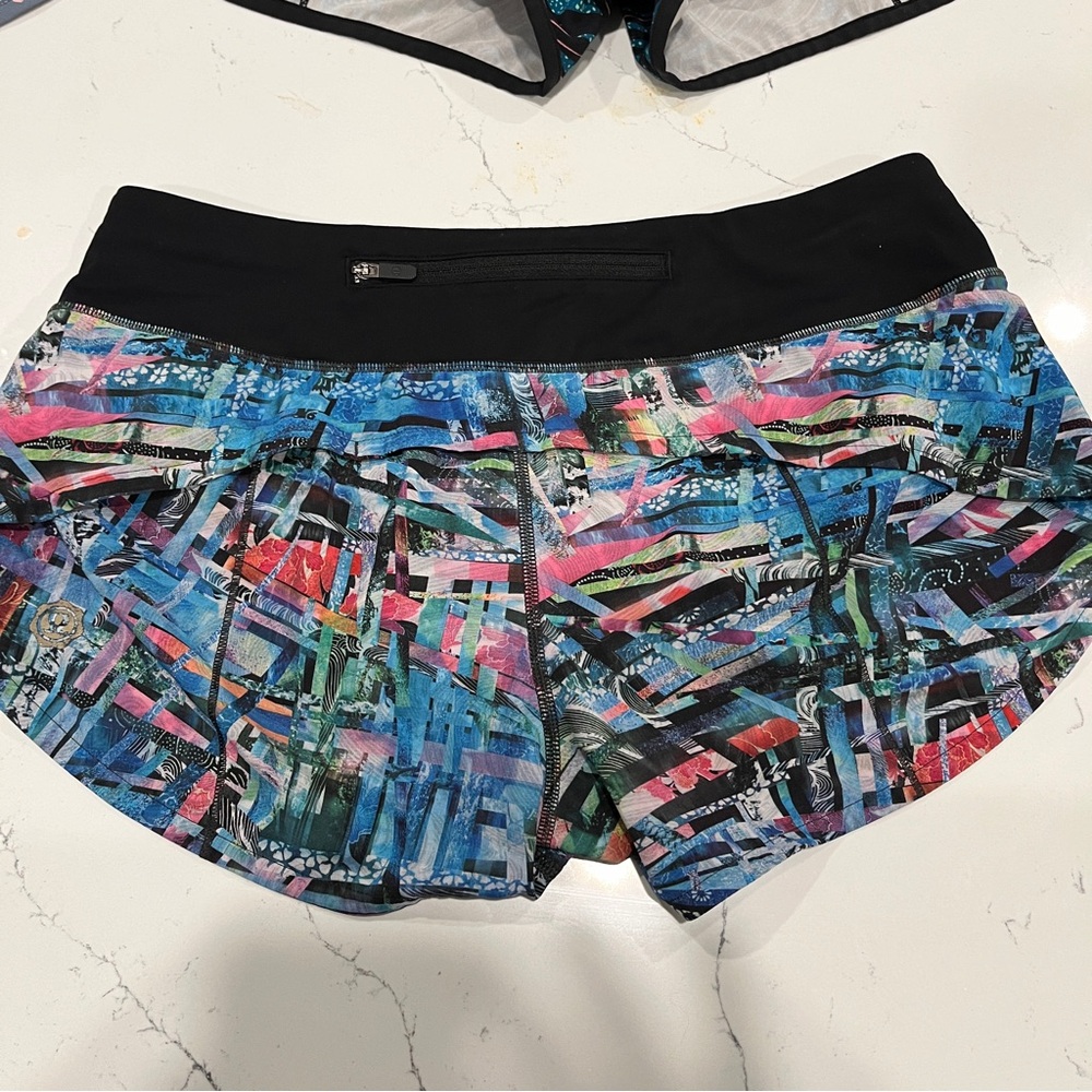 Set of 4 Lululemon Speed Up Running Shorts Size 6 - Picture 3 of 14